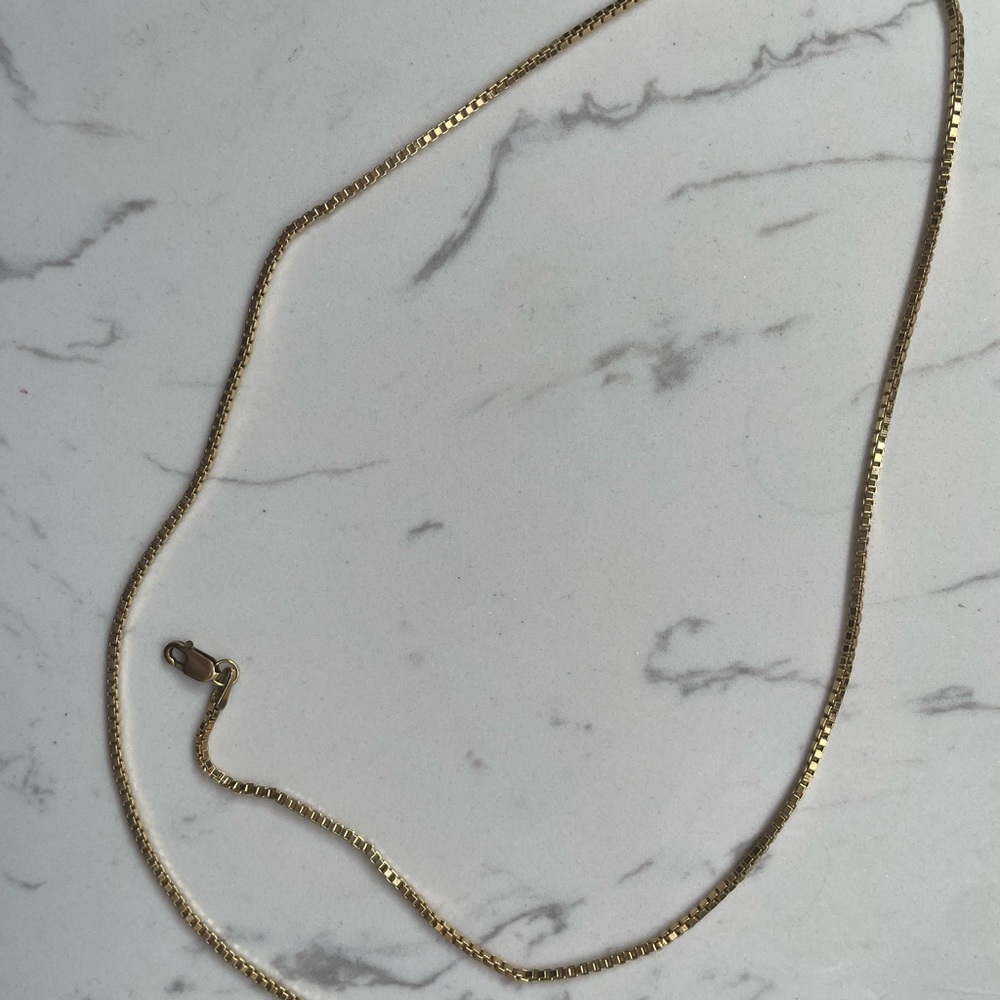 Our spare change sola box Chain Necklace